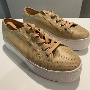 Steve Madden Women’s Perforated Platform Sneakers Color Tan Size 10